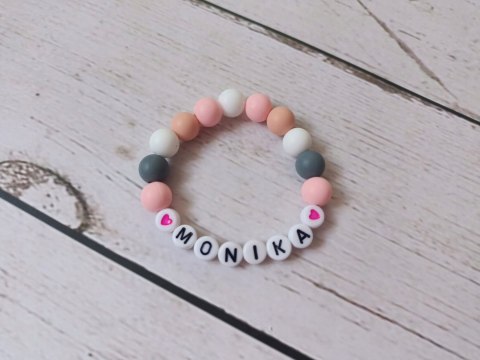 BRANSOLETKA DZIEWCZYNKA DO SZKOŁY Z IMIENIEM DZIEŃ KOBIET