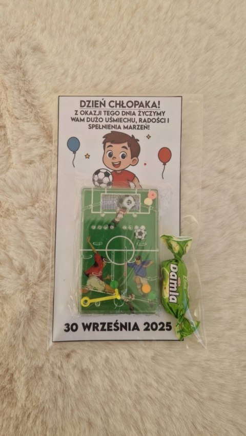 GRA PIŁKA NOŻNA UPOMINEK NA DZIEŃ CHŁOPAKA PRZEDSZKOLE SZKOŁA CUKIEREK