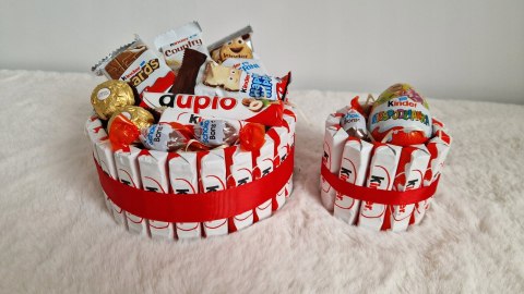 TORT KINDER UPOMINEK PREZENT URODZINY MIKOŁAJKI ŚWIĘTA SZKOŁA