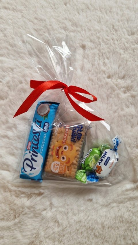 UPOMINEK PREZENT SŁODYCZE DLA DZIECI ŚWIĘTA PRZEDSZKOLE URODZINY