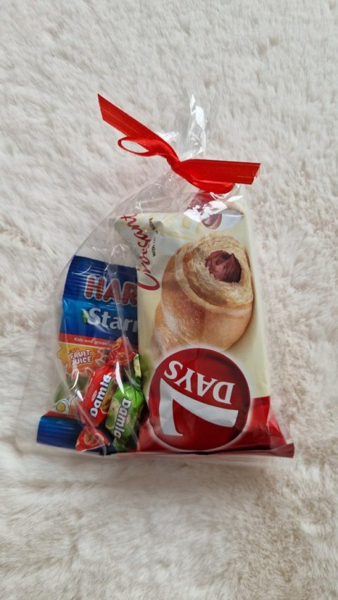 UPOMINEK PREZENT SŁODYCZE DO SZKOŁY DLA DZIECI CUKIERKI ŚWIĘTA