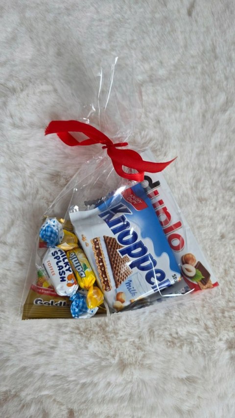 UPOMINEK PREZENT SŁODYCZE DUPLO DLA DZIECI URODZINY MIKOŁAJKI ŚWIĘTA