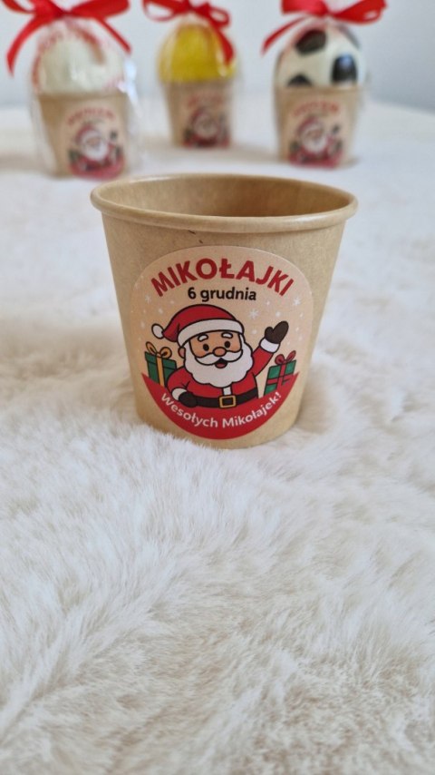 UPOMINKI NA MIKOŁAJKI PREZENT KUBECZKI Z PIŁKĄ ANTYSTRESOWĄ I 3 CUKIERKAMI UPOMINKI NA MIKOŁAJKI PREZENT KUBECZKI Z PIŁKĄ ANTYSTRESOWĄ I 3 CUKIERKAMI