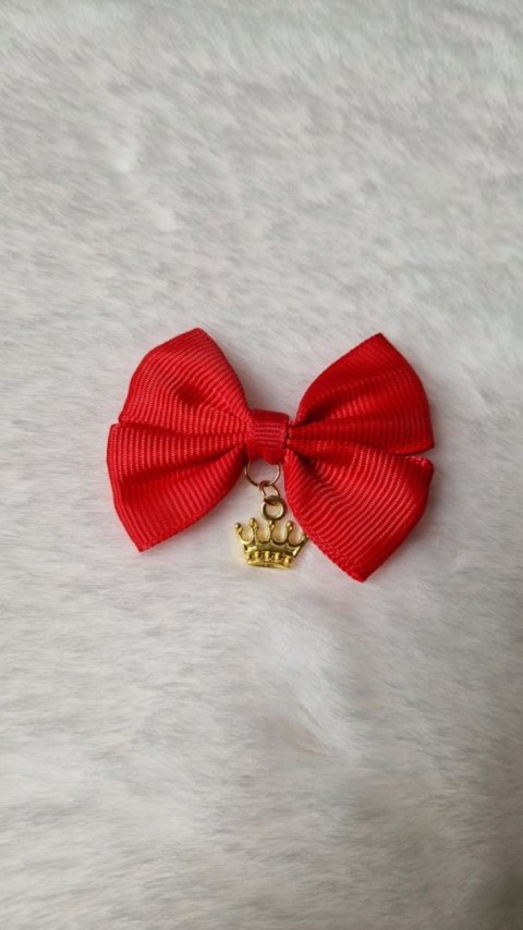 Broszka do wózka CZERWONA KOKARDKA KORONA ZŁOTA na szczęście
