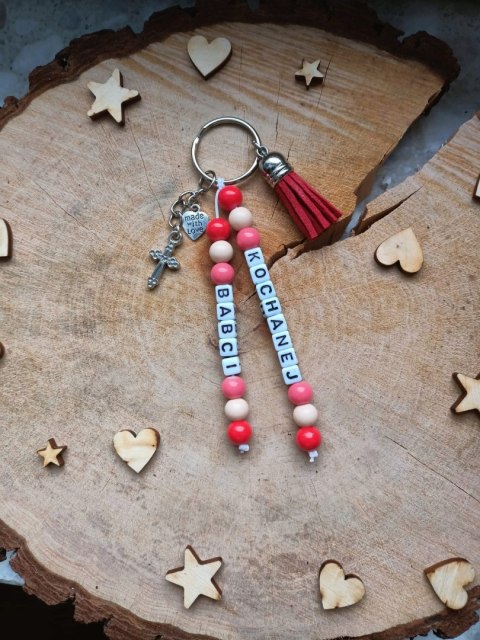 PIĘKNY BRELOCZEK DLA BABCI Z KORALIKÓW DZIEŃ BABCI