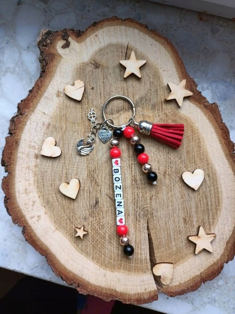 PIĘKNY BRELOCZEK DO KLUCZY Z KORALIKÓW BRELOK