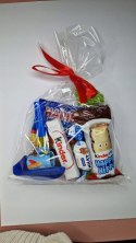 UPOMINEK PREZENT SŁODYCZE KINDER DLA DZIECI BALON PRZEDSZKOLE
