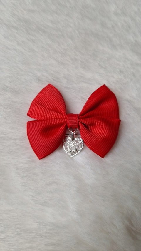 BROSZA DO WÓZKA KOKARDA czerwona kokardka Z SERCEM